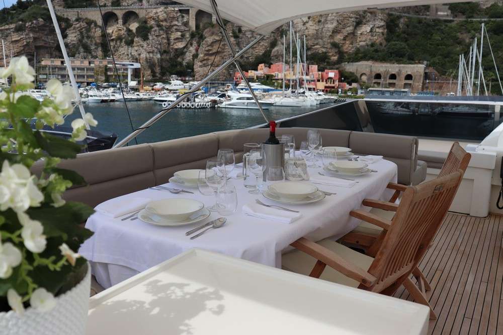 BOOMERANG IV Yacht Charter Details, Posillipo CHARTERWORLD Luxury